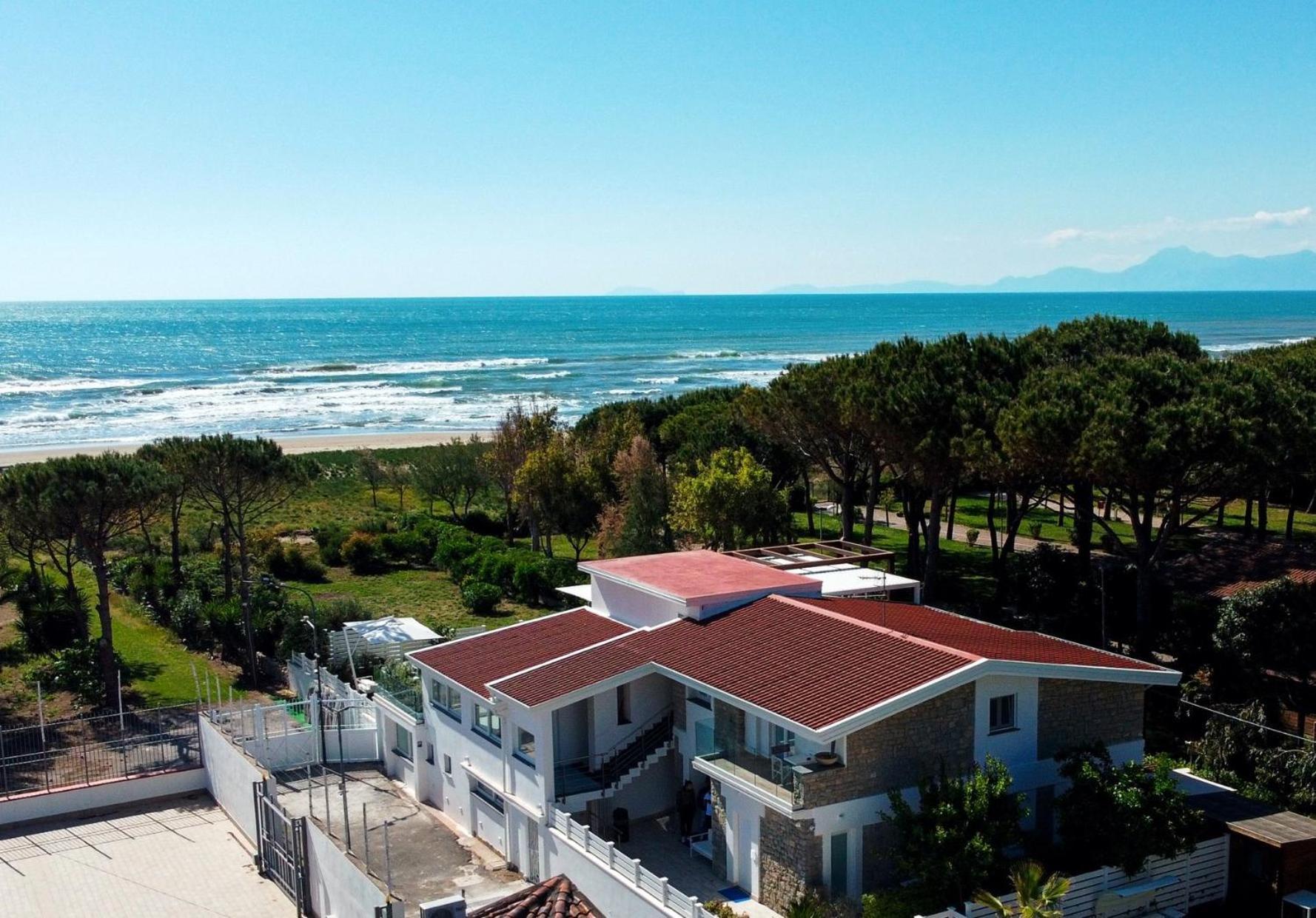 Aquamaris Design Suite & Spa Paestum Exterior foto