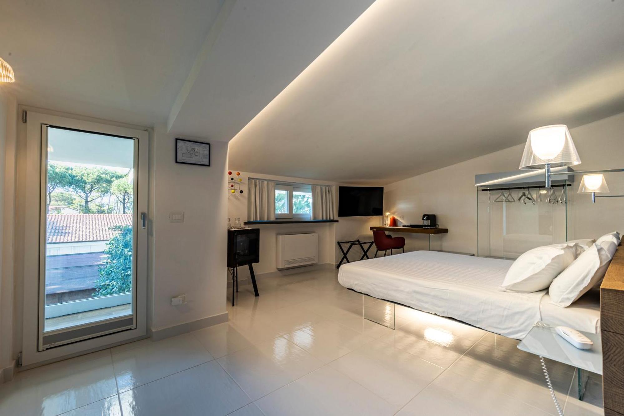 Aquamaris Design Suite & Spa Paestum Exterior foto